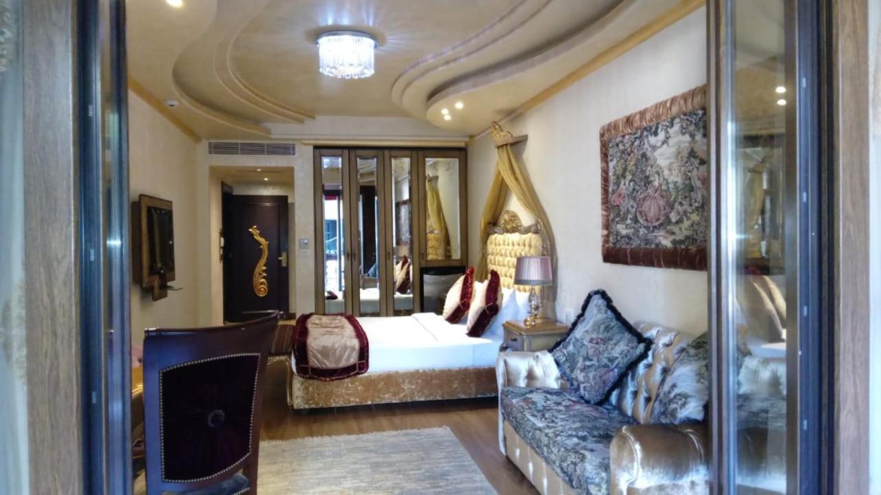 Q Hotel Beirut Esterno foto