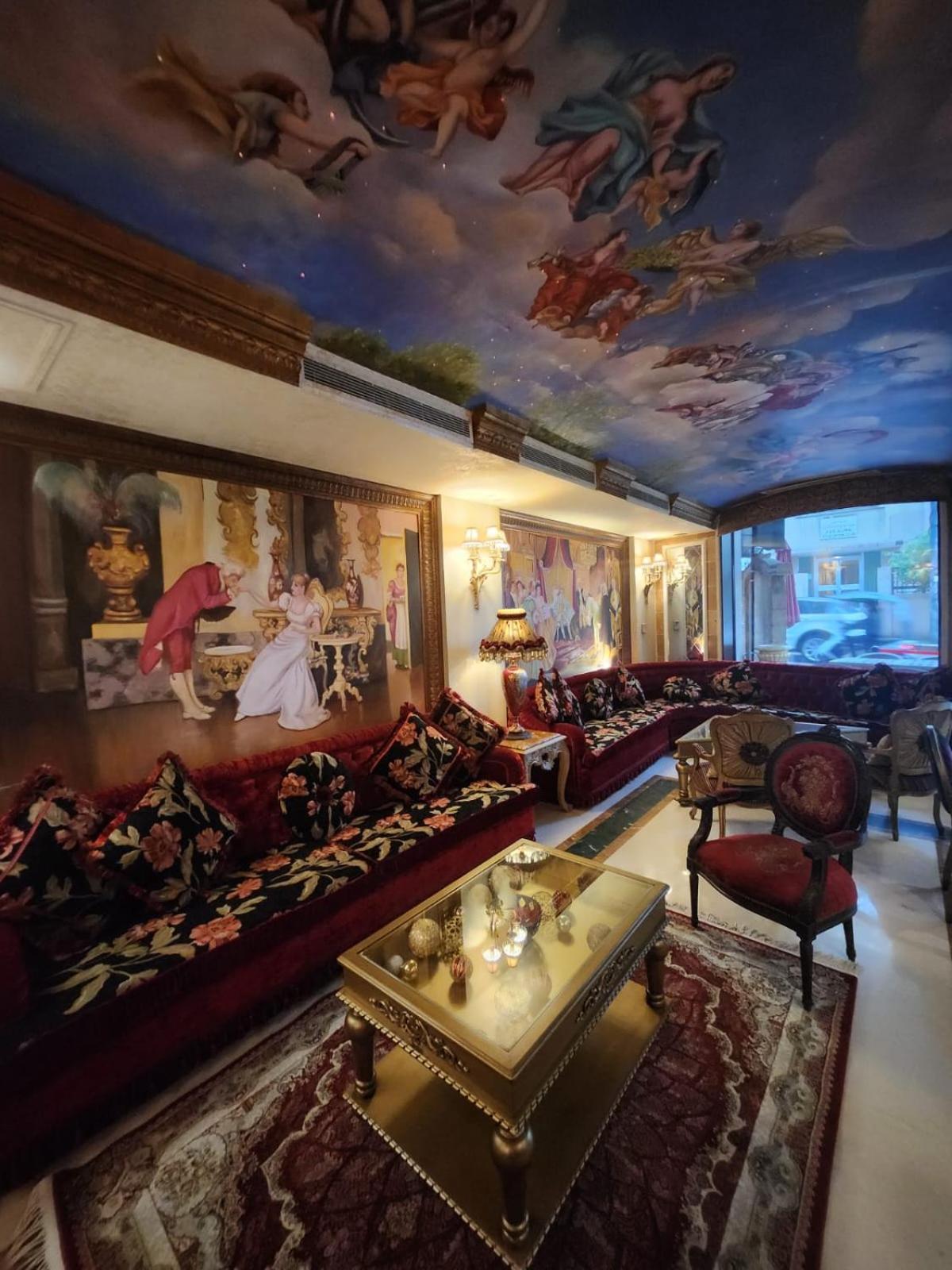 Q Hotel Beirut Esterno foto