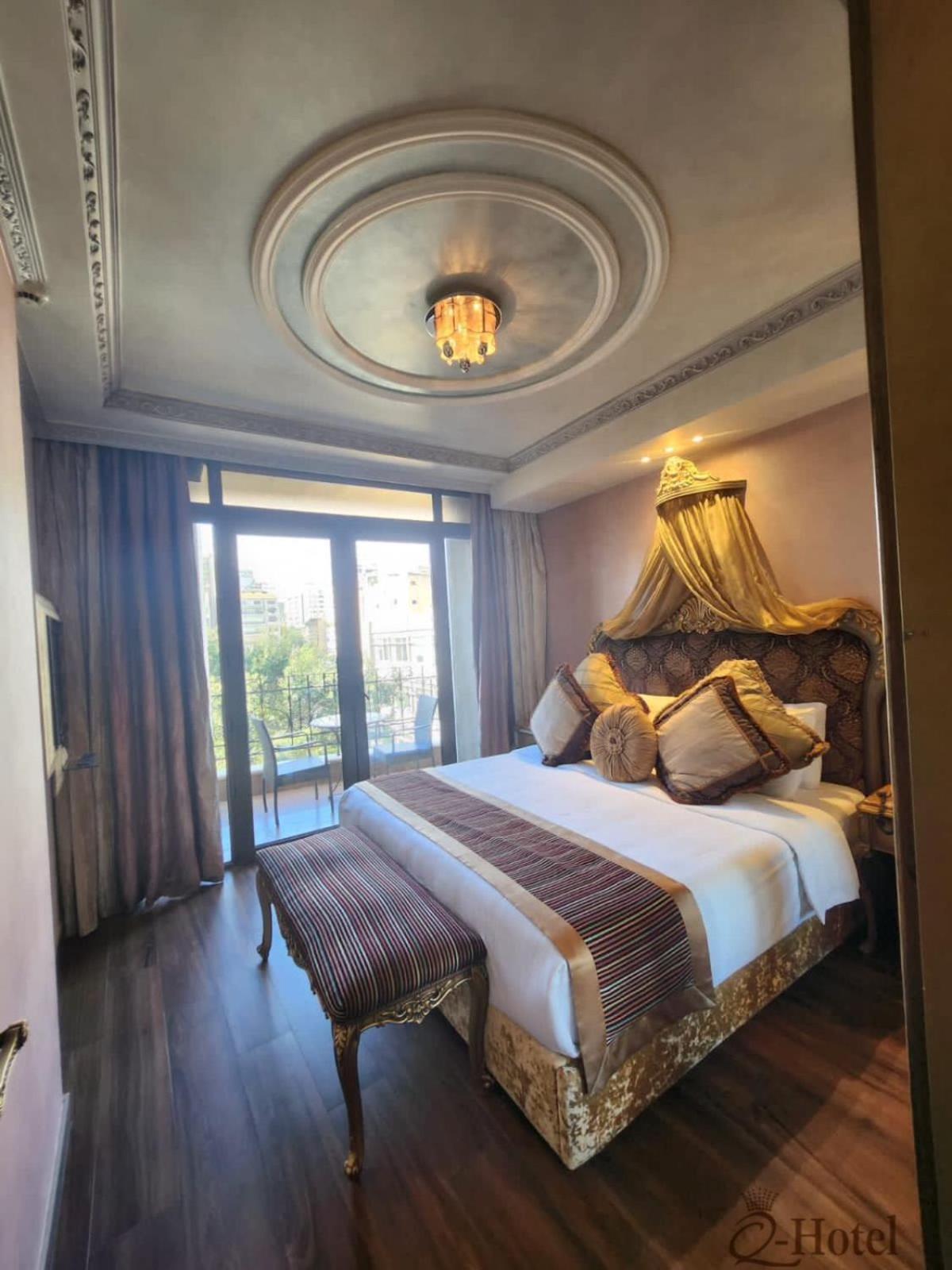 Q Hotel Beirut Esterno foto