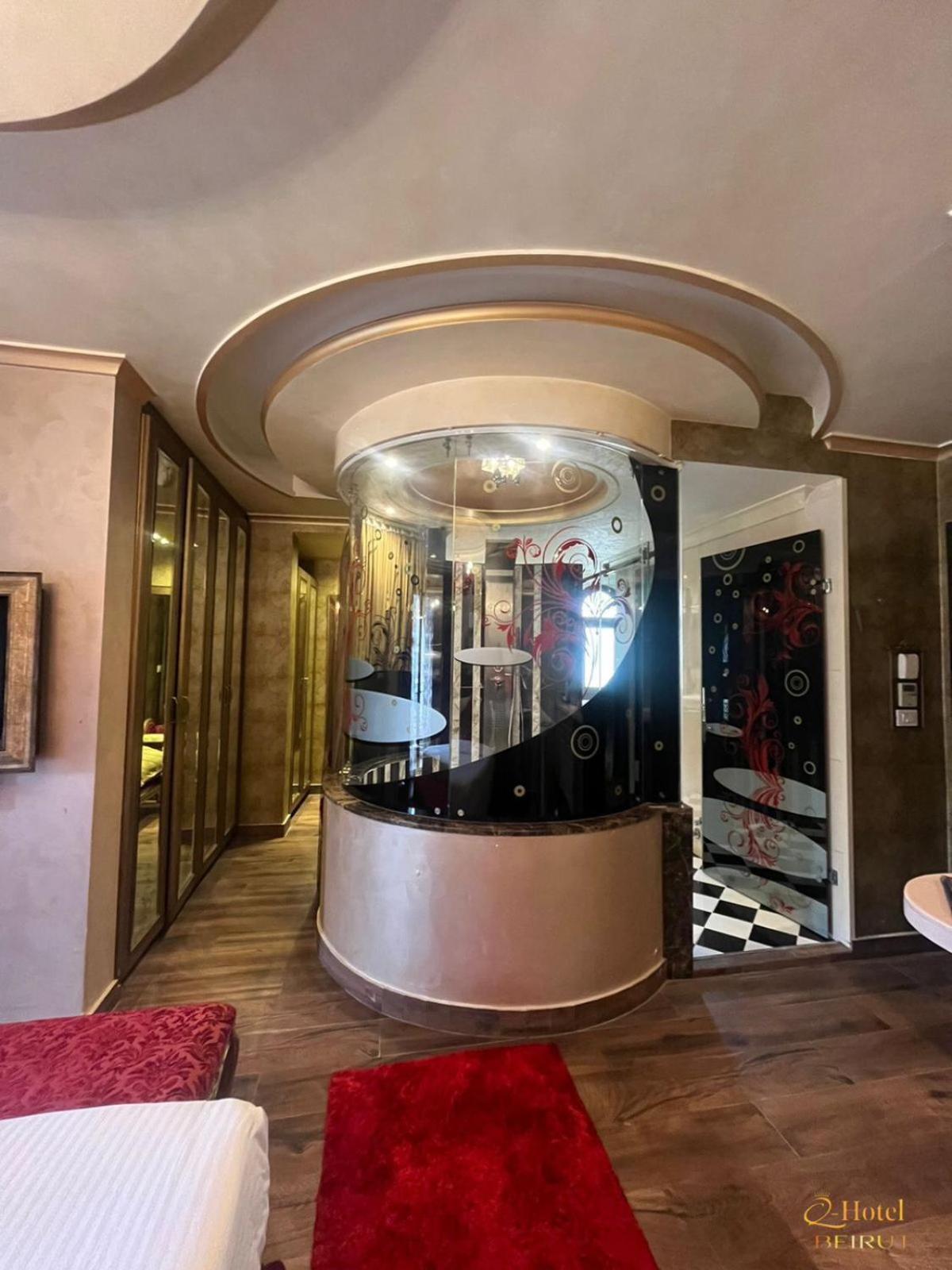 Q Hotel Beirut Esterno foto