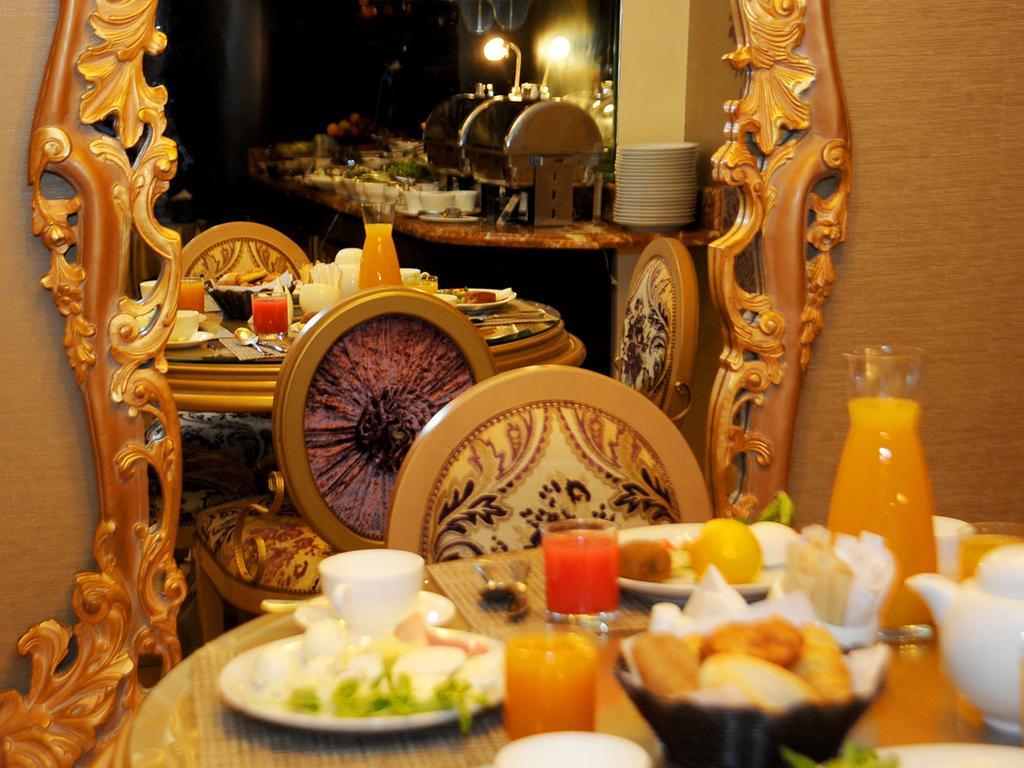 Q Hotel Beirut Esterno foto